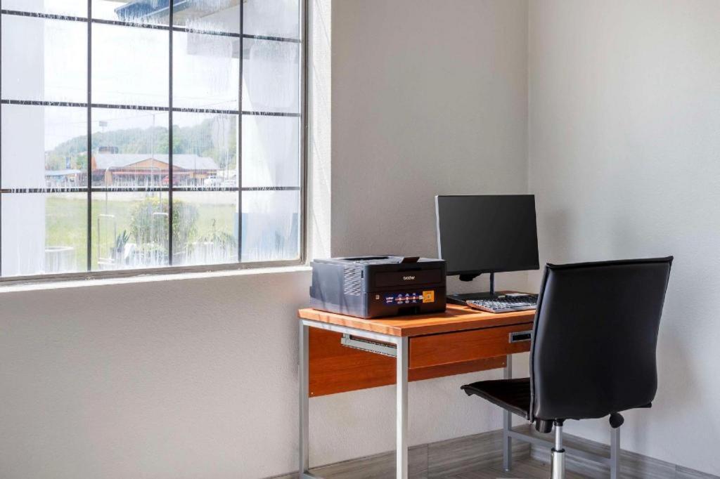 Quality Inn Ripley Екстер'єр фото