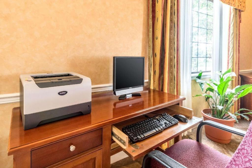 Quality Inn Ripley Екстер'єр фото