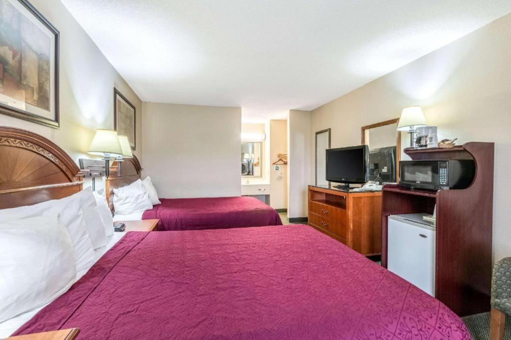 Quality Inn Ripley Екстер'єр фото