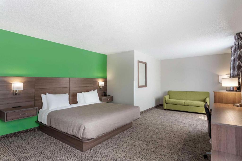 Quality Inn Ripley Екстер'єр фото