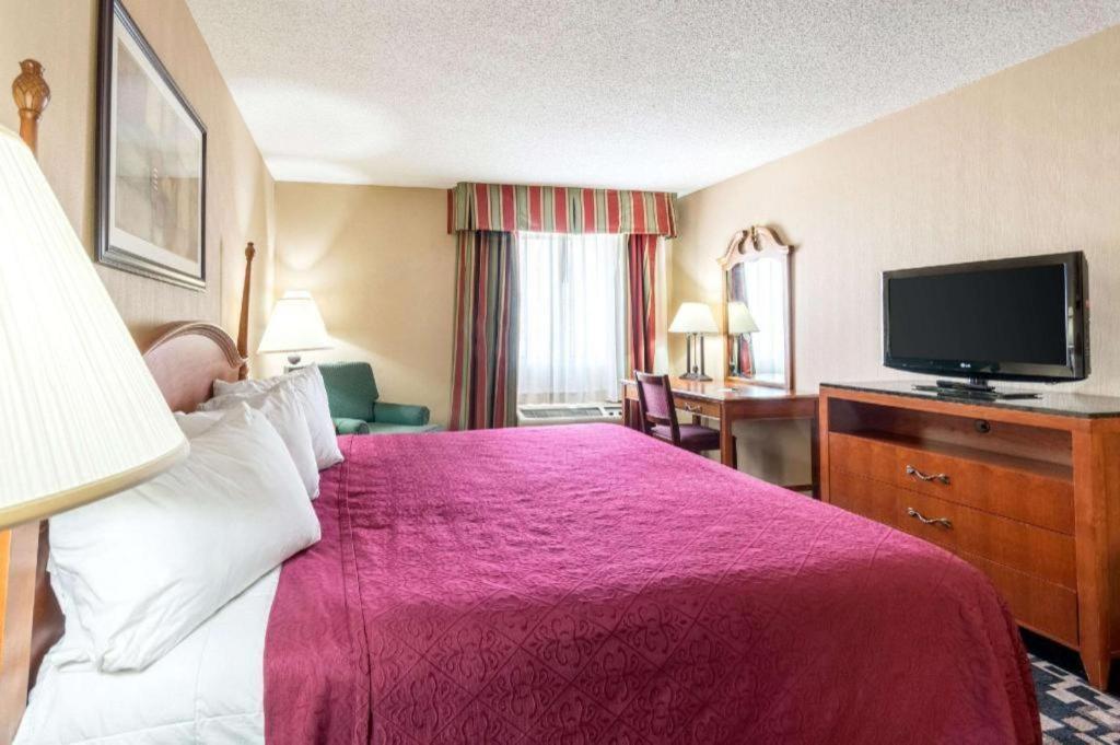 Quality Inn Ripley Екстер'єр фото