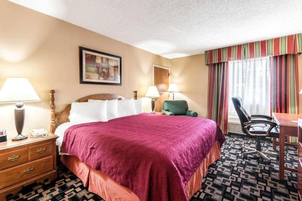 Quality Inn Ripley Екстер'єр фото