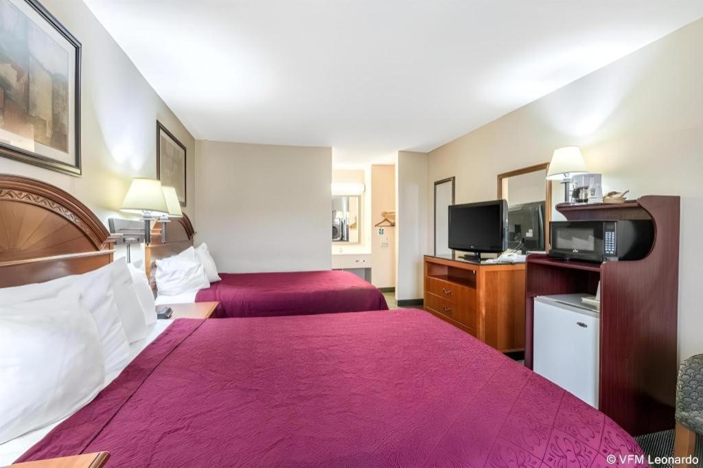 Quality Inn Ripley Екстер'єр фото